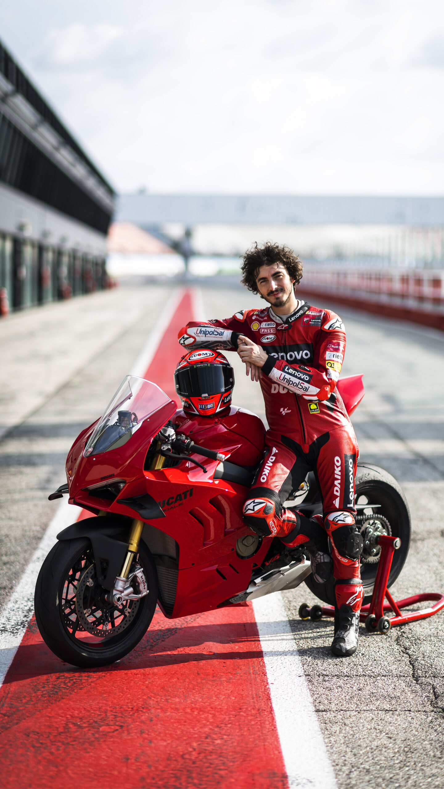 Wallpaper Panigale V4s - Piloto