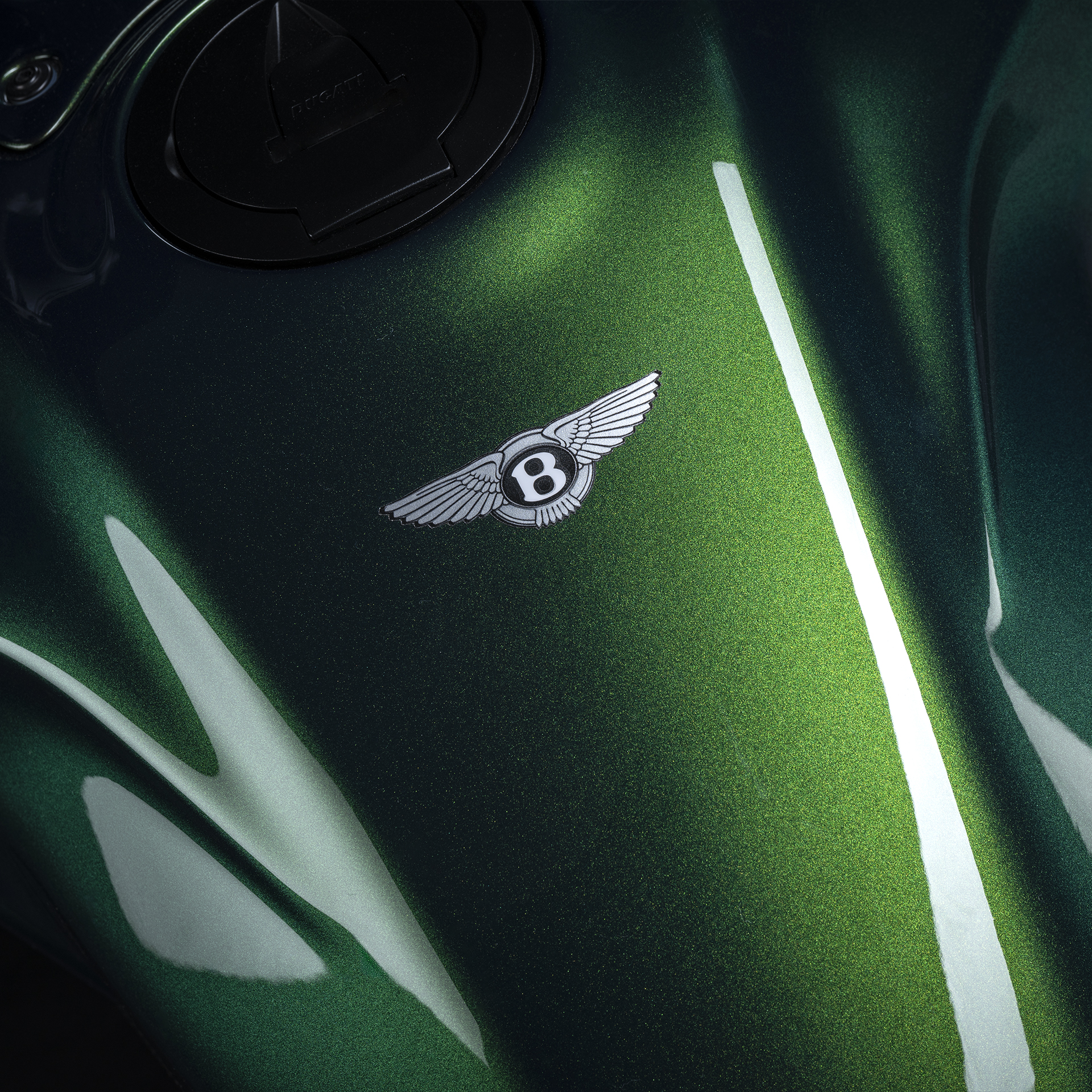 Diavel Bentley - 500+50 unidades