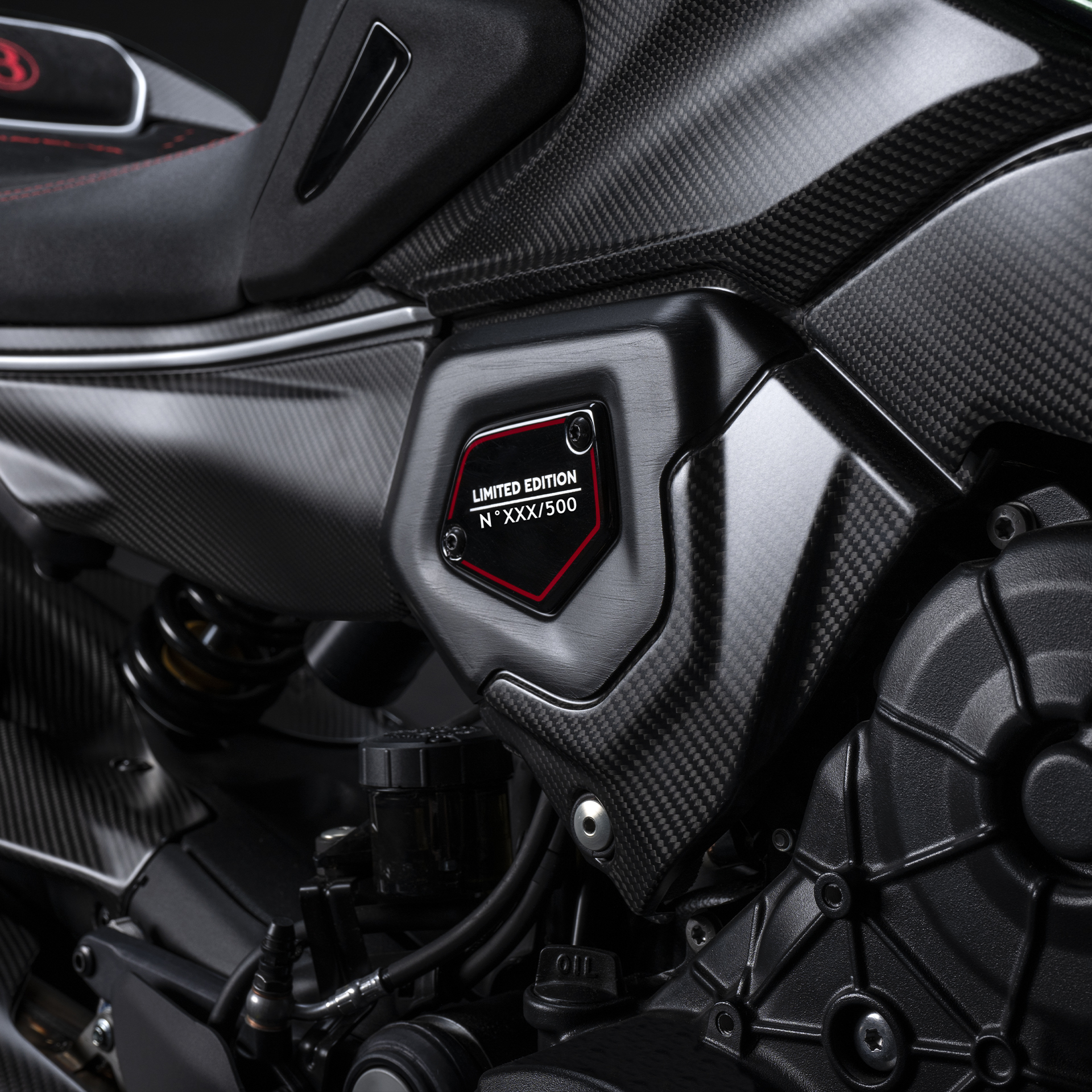 Numeração limitada Diavel V4 for Bentley