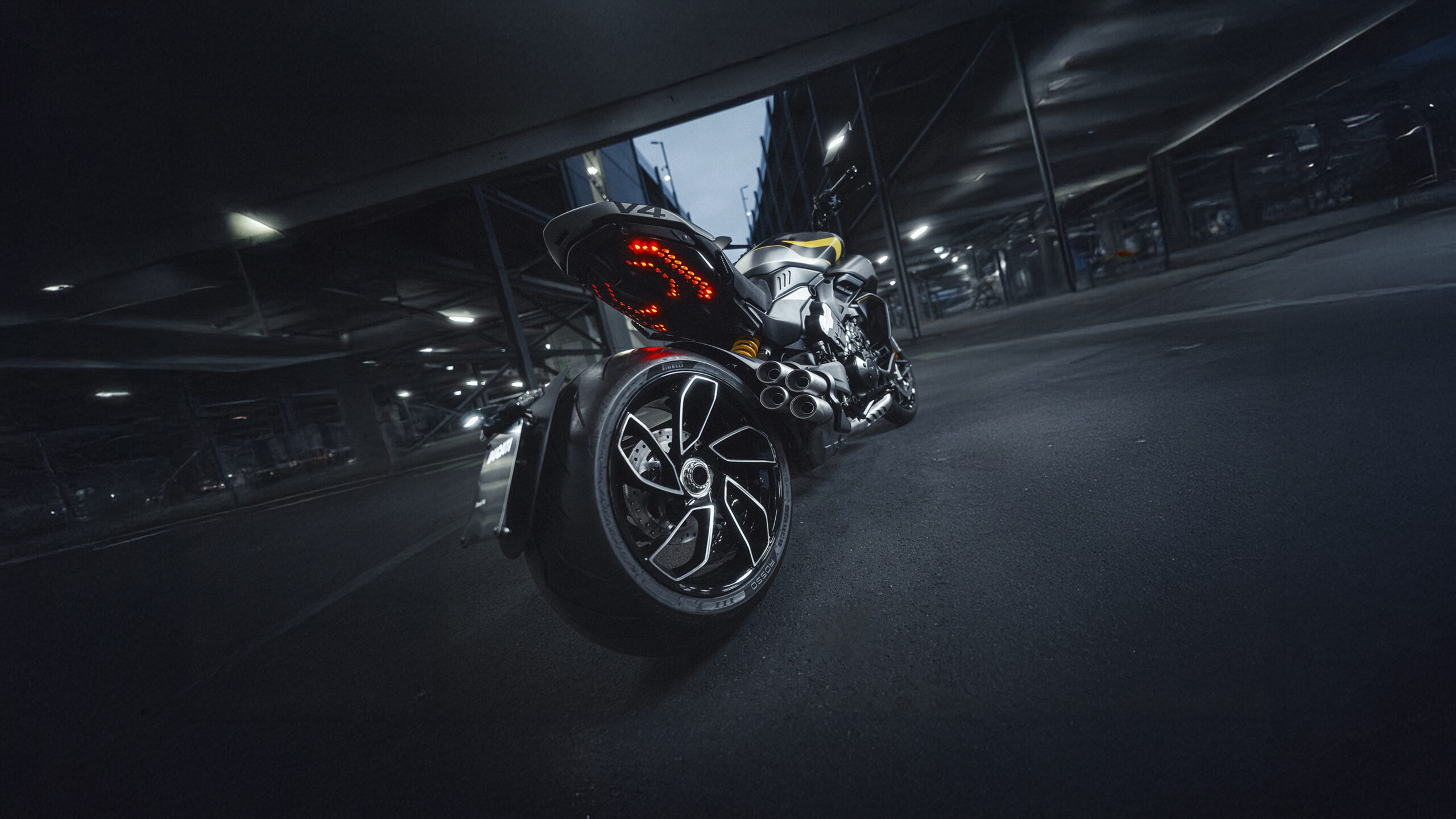 Banner - Novo grafismo Diavel