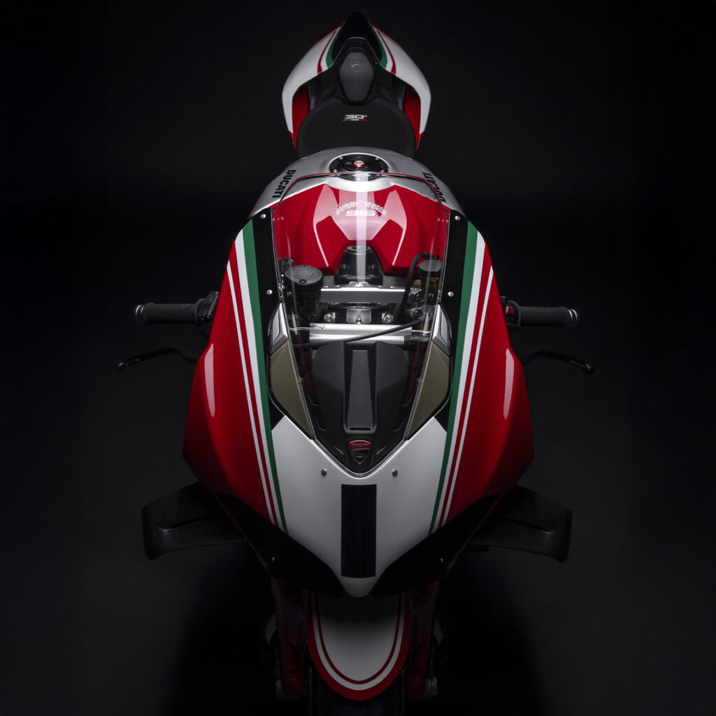 Banner mobile Design 2 - Panigale V4 SP2 30th