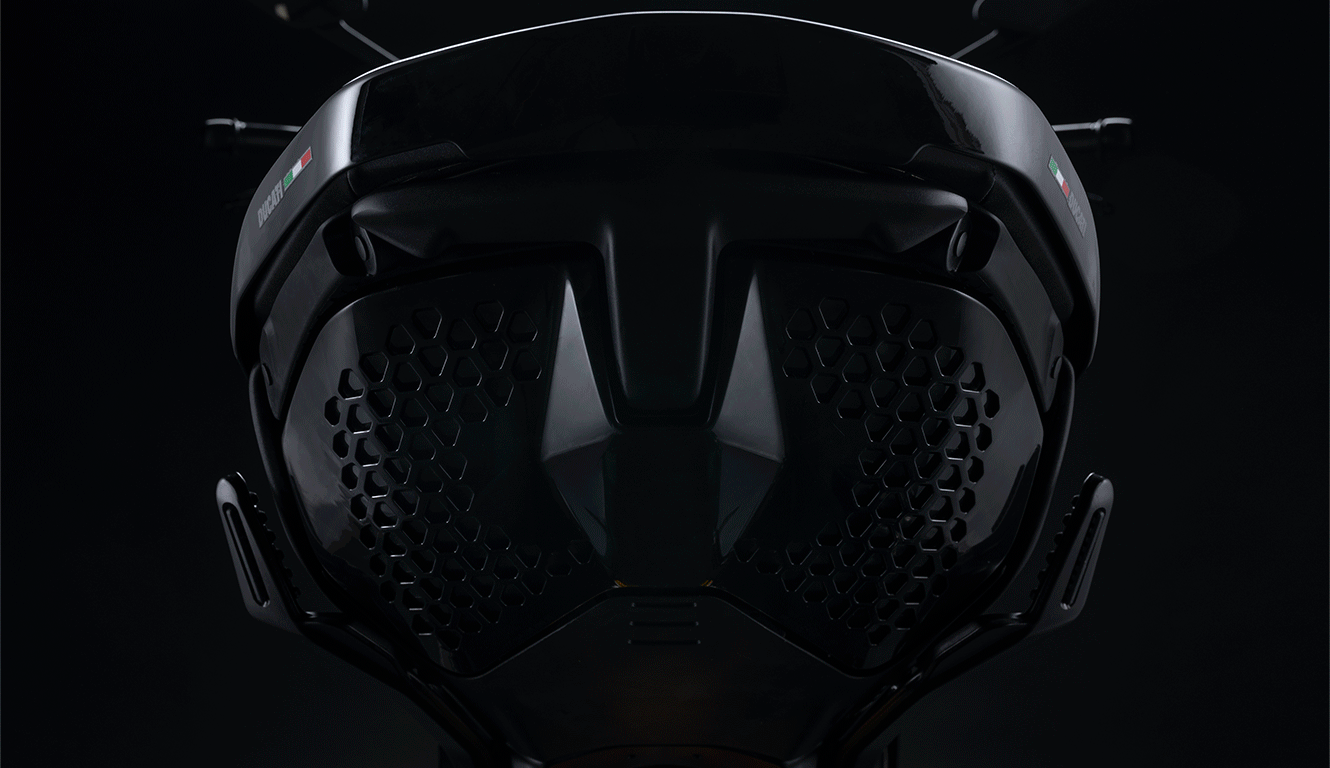 Gif Diavel V4 - Luz traseira em Led