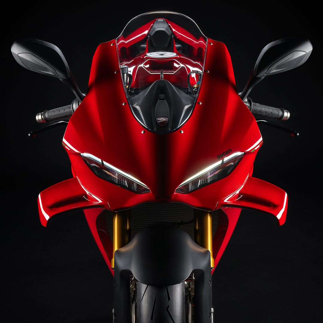 Ducati-MY25-Panigale-V4-aerodinamica-card-slider-1080x1080-03