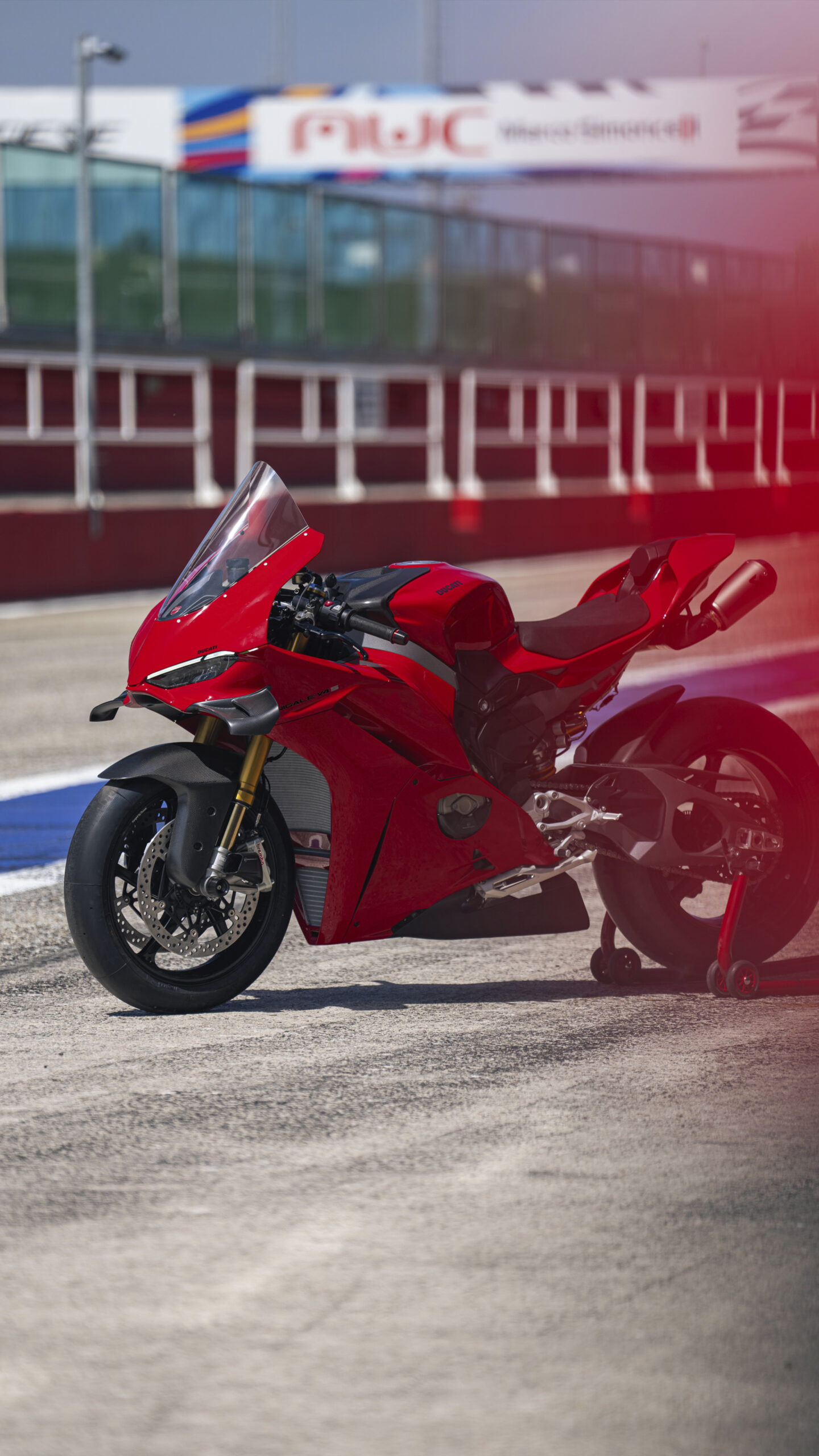 Wallpaper Ducati Panigale V4 S 2