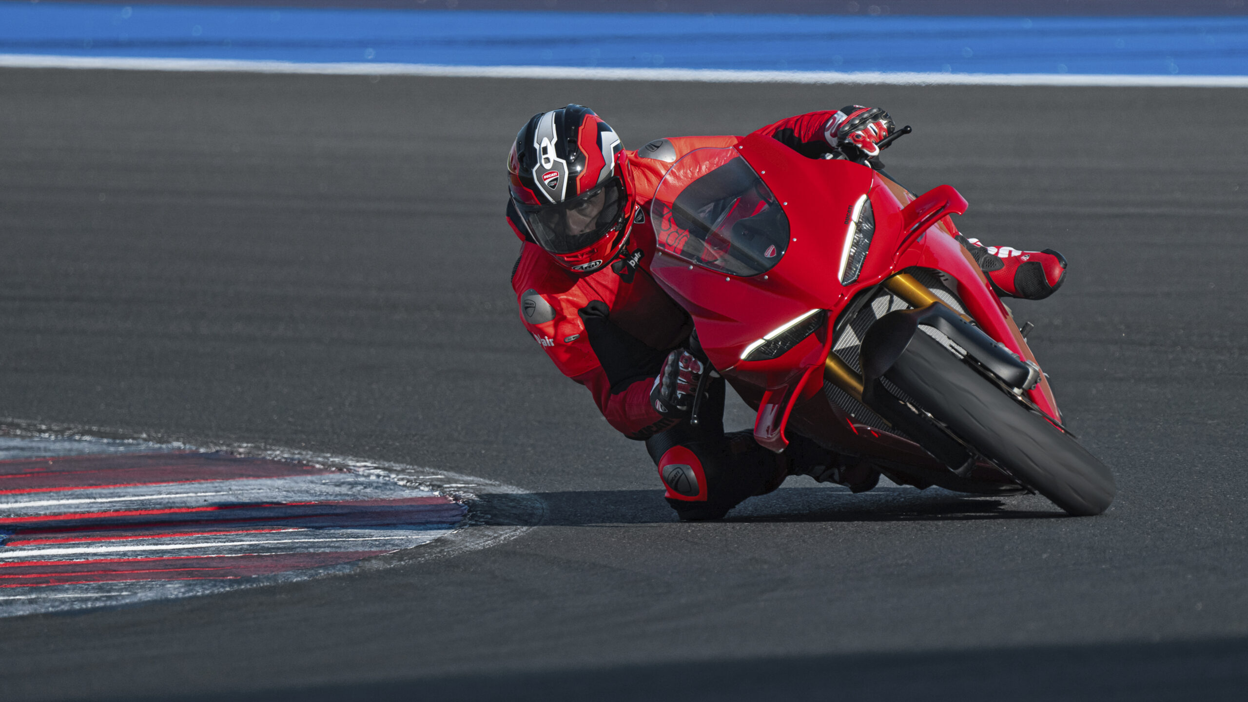 Wallpaper Ducati Panigale V4 S 3