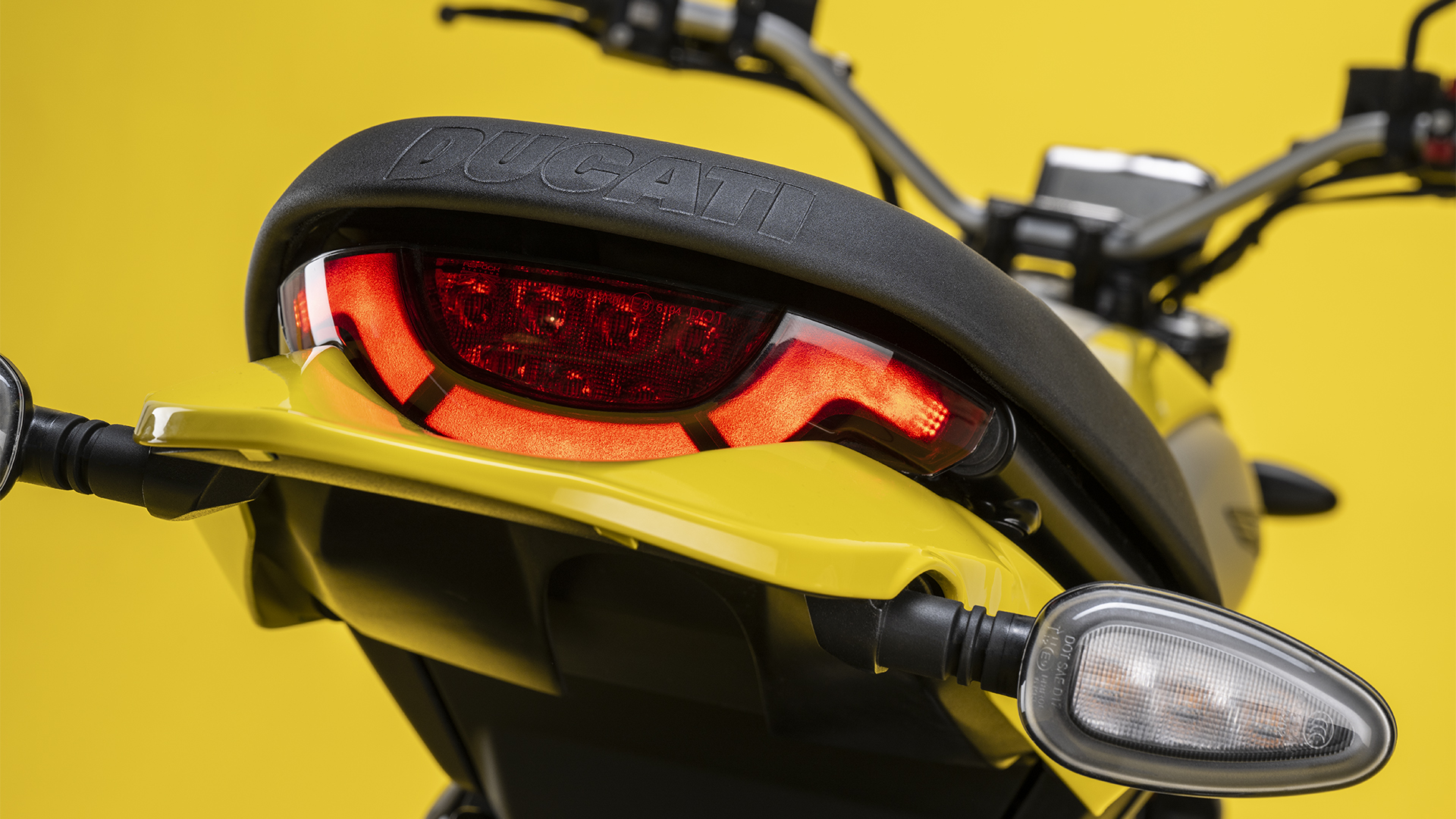 Banner Scramlber Icon - Ducati Brasília