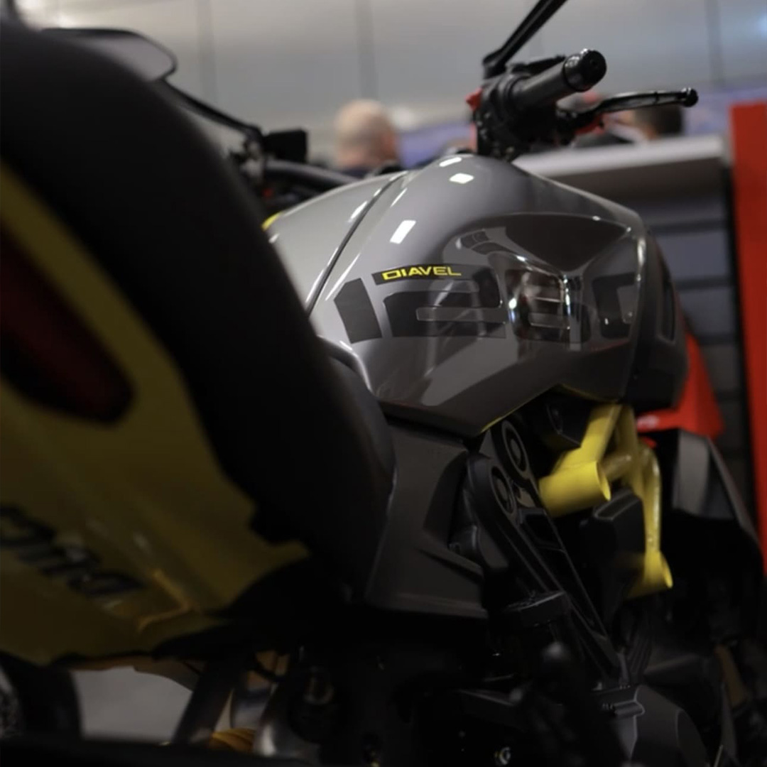 Diavel 1260 S Black and Stell - Personalizações Ducati Brasília