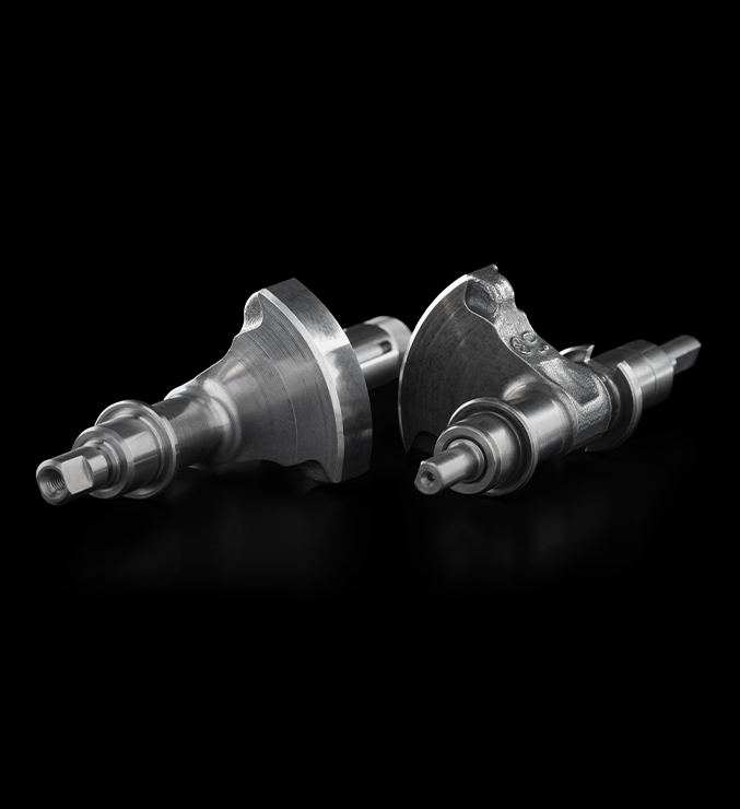 Ducati-Superquadra-Mono-overview-carousel-imgtxt-677x740-06