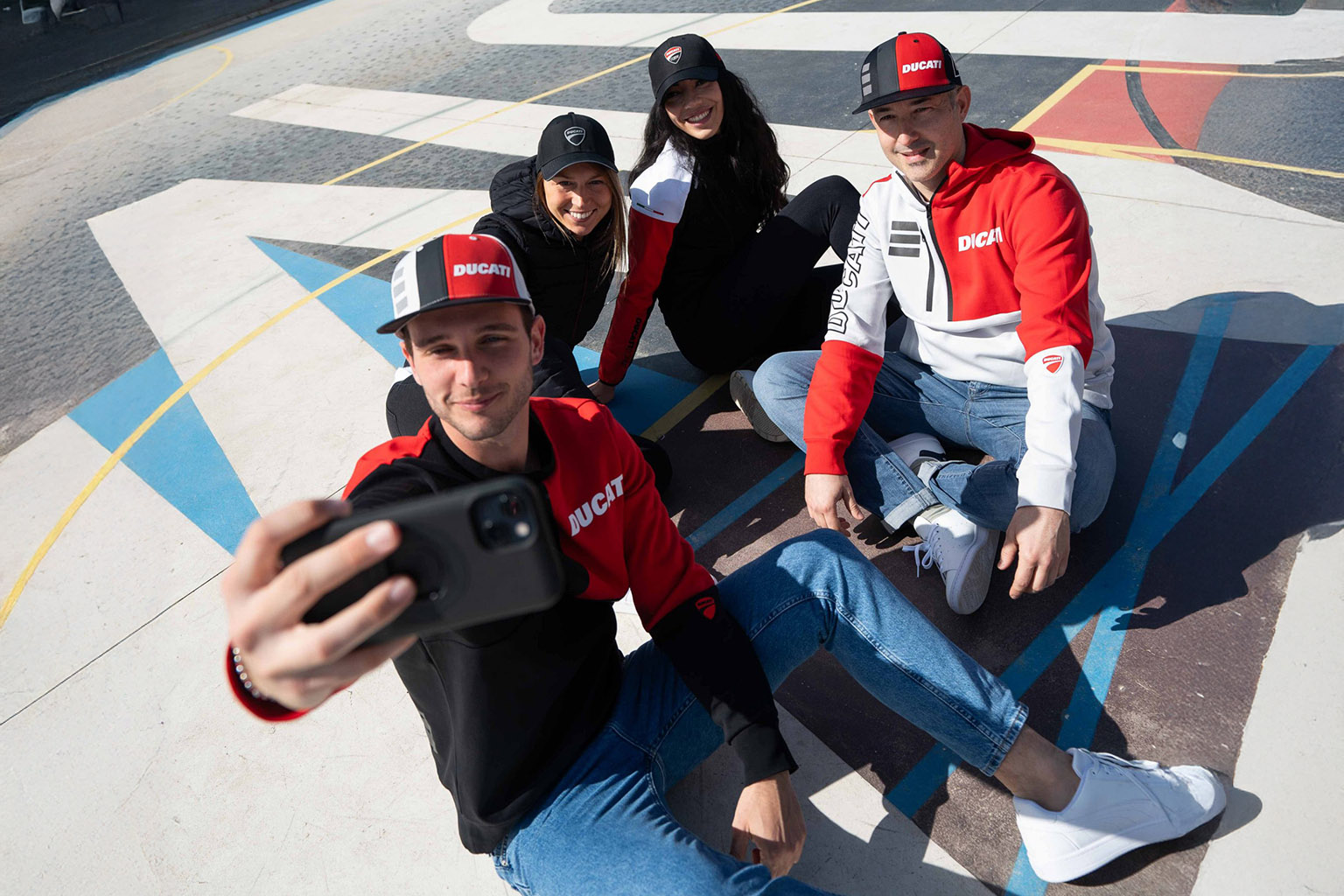 Lifestyle - Equipamentos Ducati Brasília