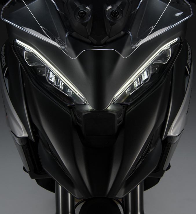 MTS-V4-Studio-04-Caroseul-Imgtext-677x740