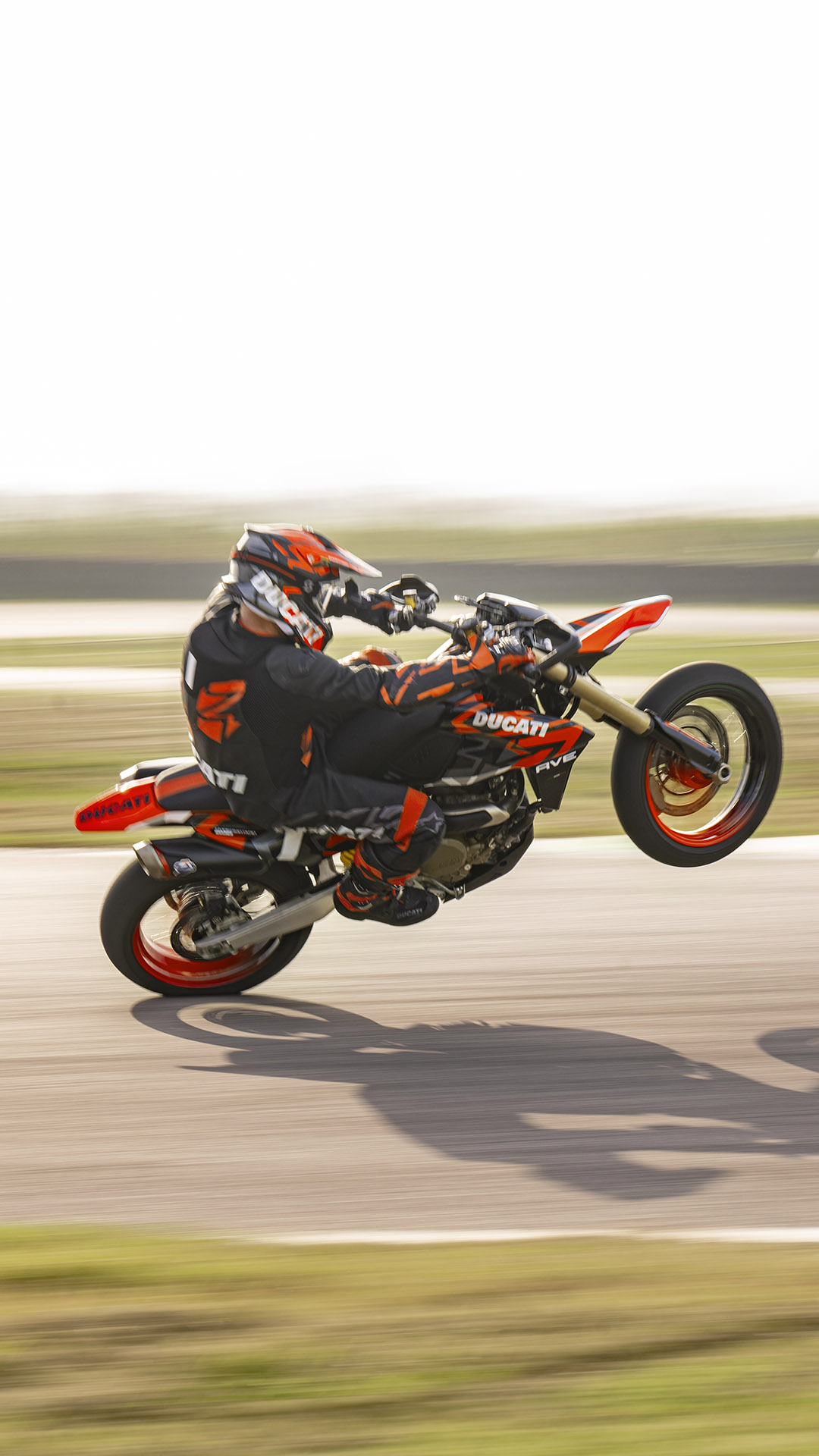 Wallpaper Ducati Brasília Hypermotard 3