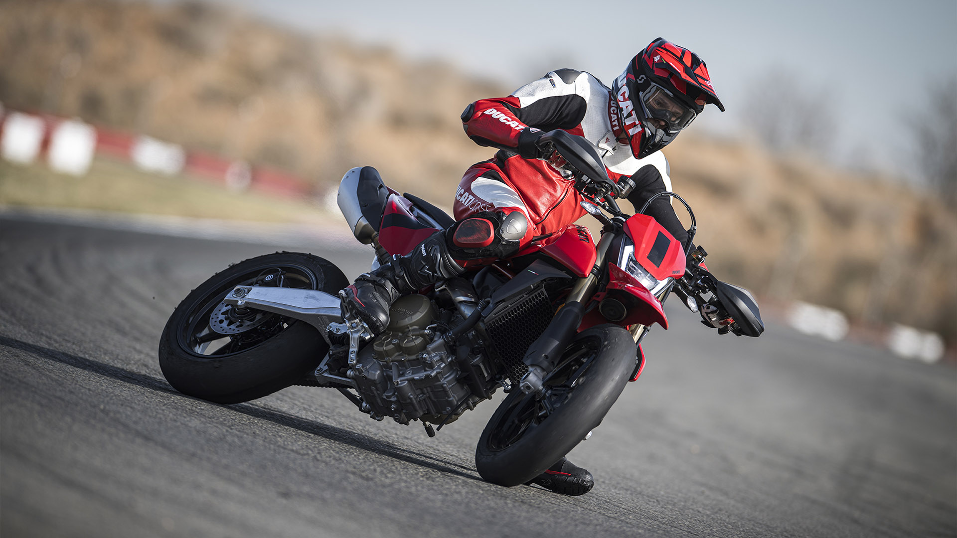 Wallpaper Ducati Brasília Hypermotard 4