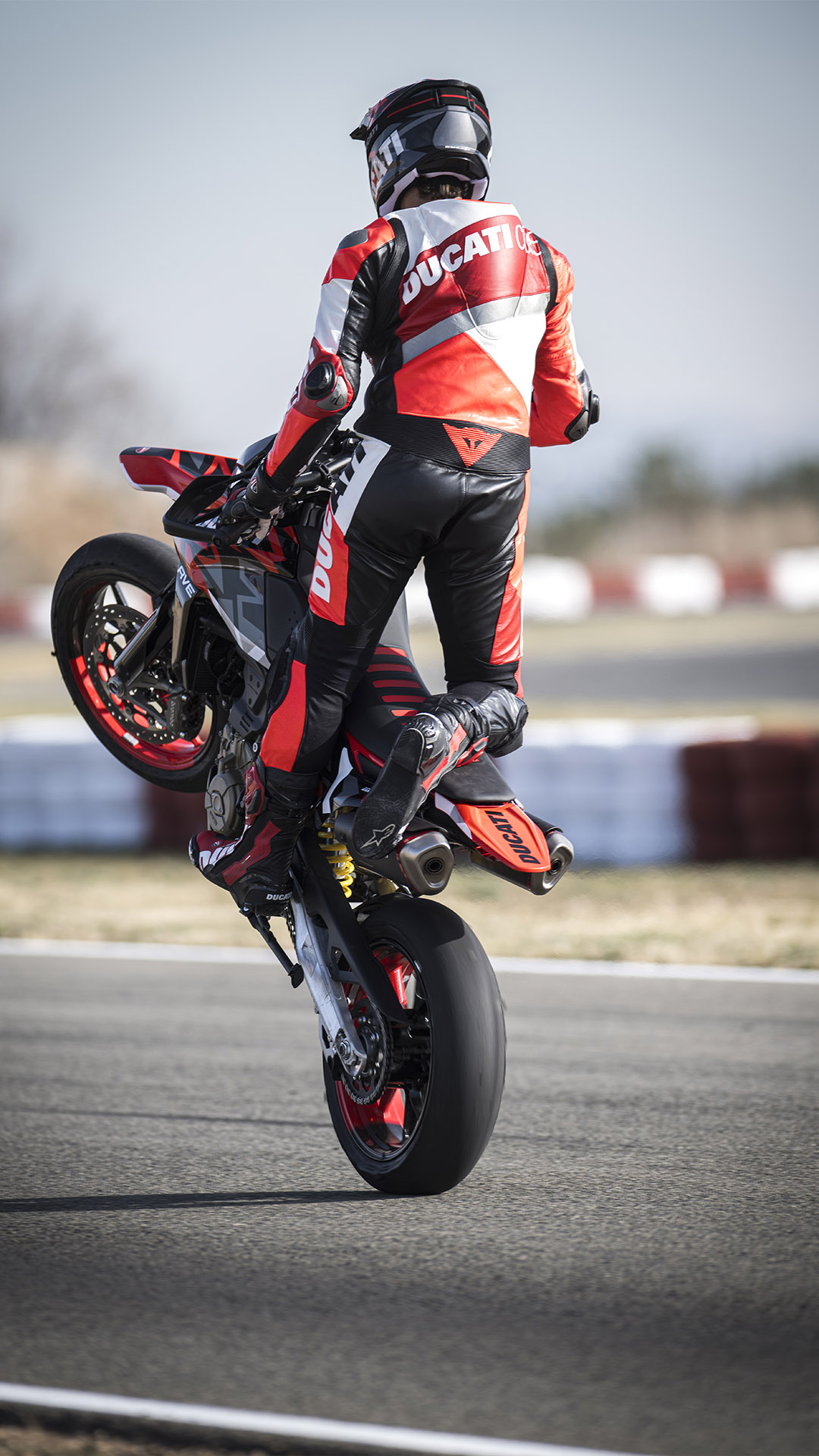 Wallpaper Ducati Brasília Hypermotard 5