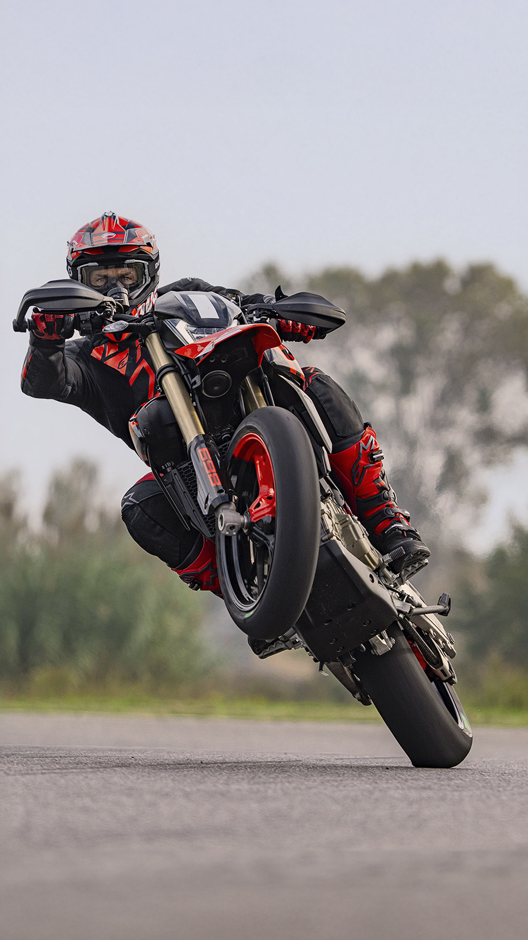 Wallpaper Ducati Brasília Hypermotard 7