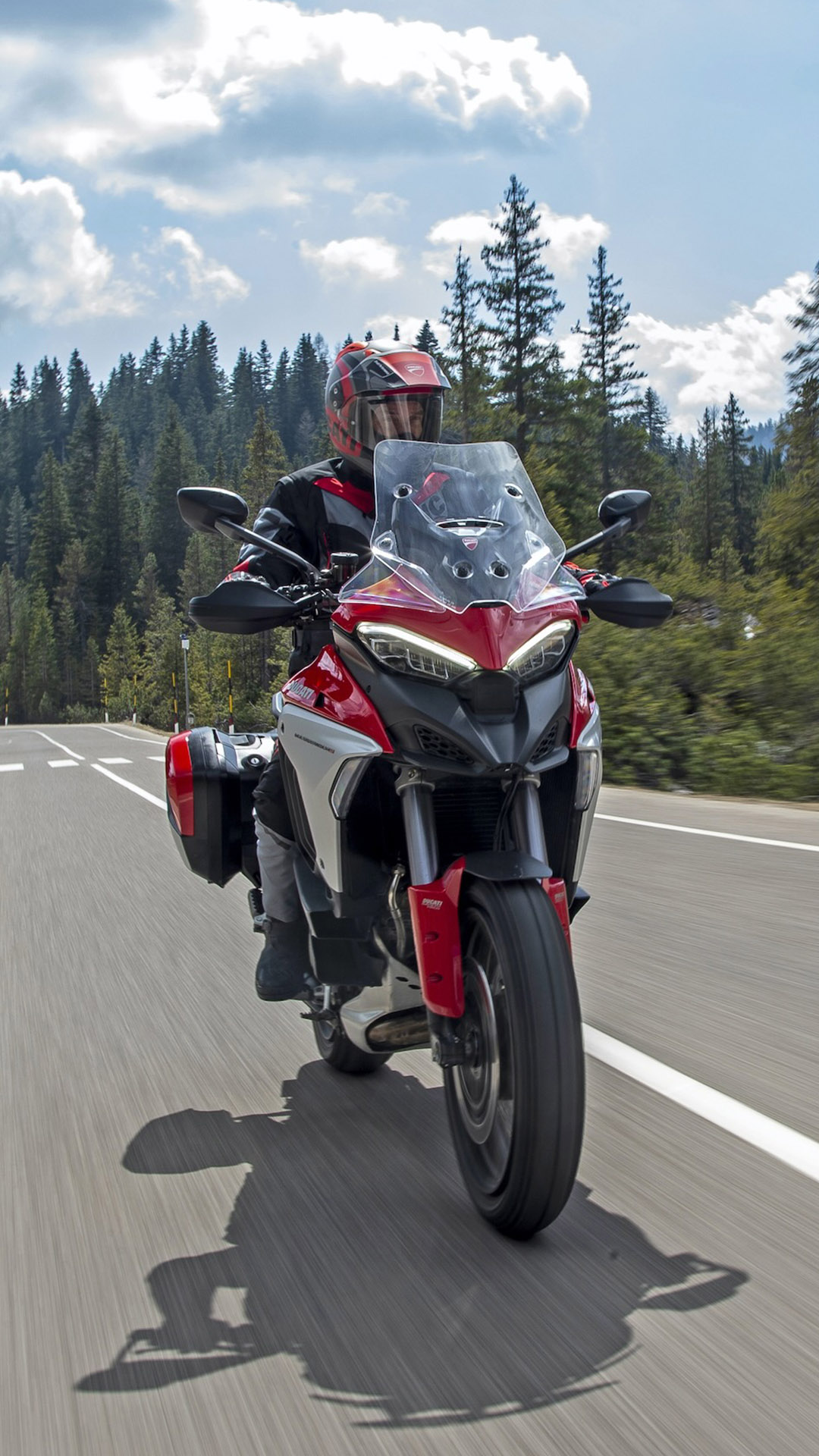 Wallpaper Ducati Brasília Multistrada V4s 2