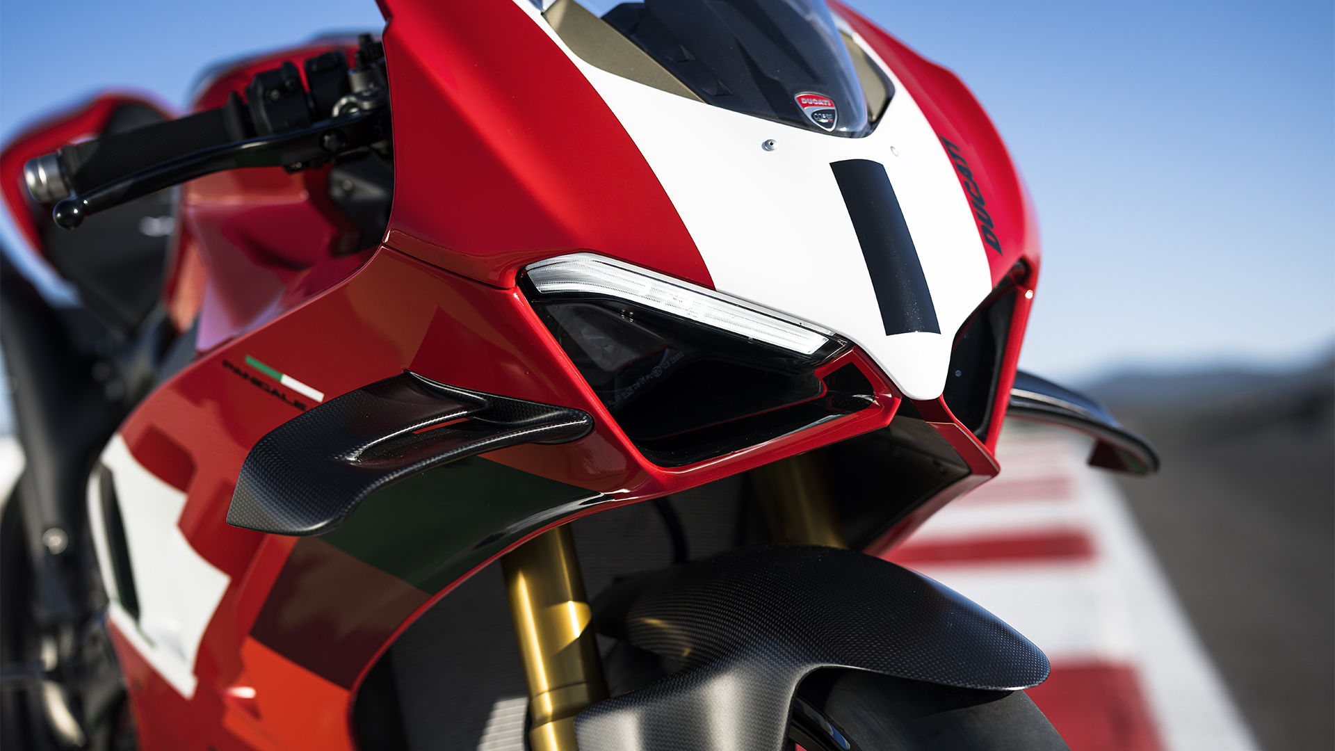 Wallpaper Ducati Brasília Panigale V4 R 1