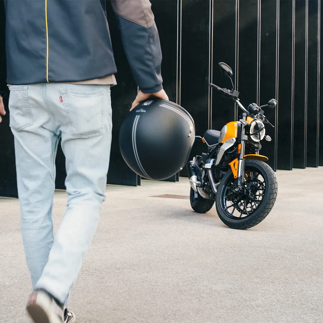 Scrambler Icon Ducati Brasília - Piloto